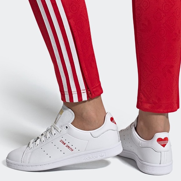 adidas stan smith heart sneaker